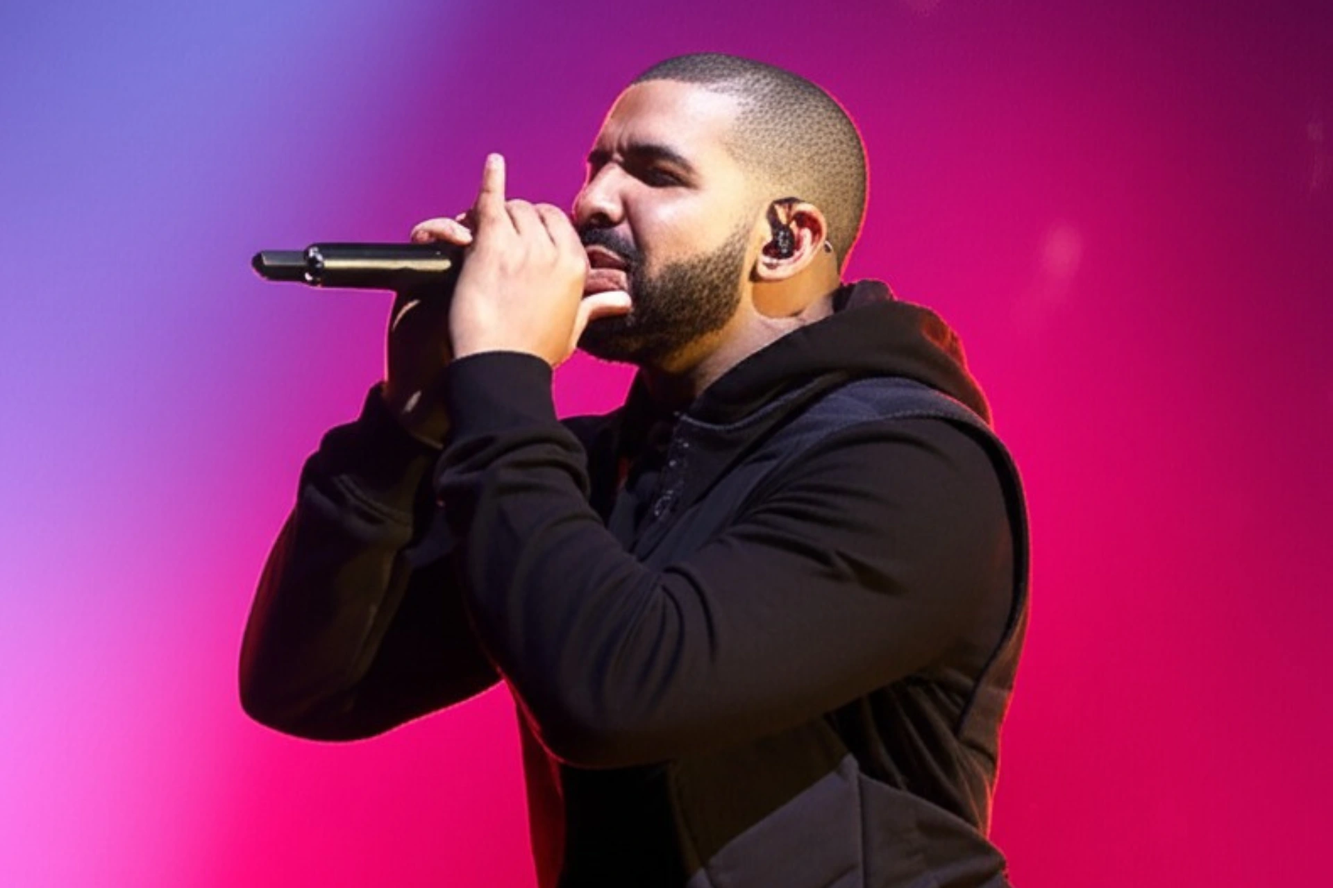 DRAKE ENDS THE UK VS US DEBATE