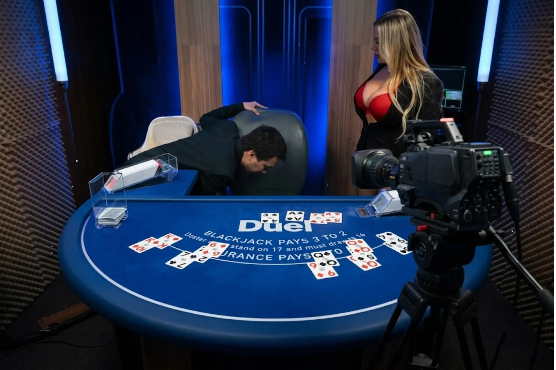 Mia Malkova Duel live casino