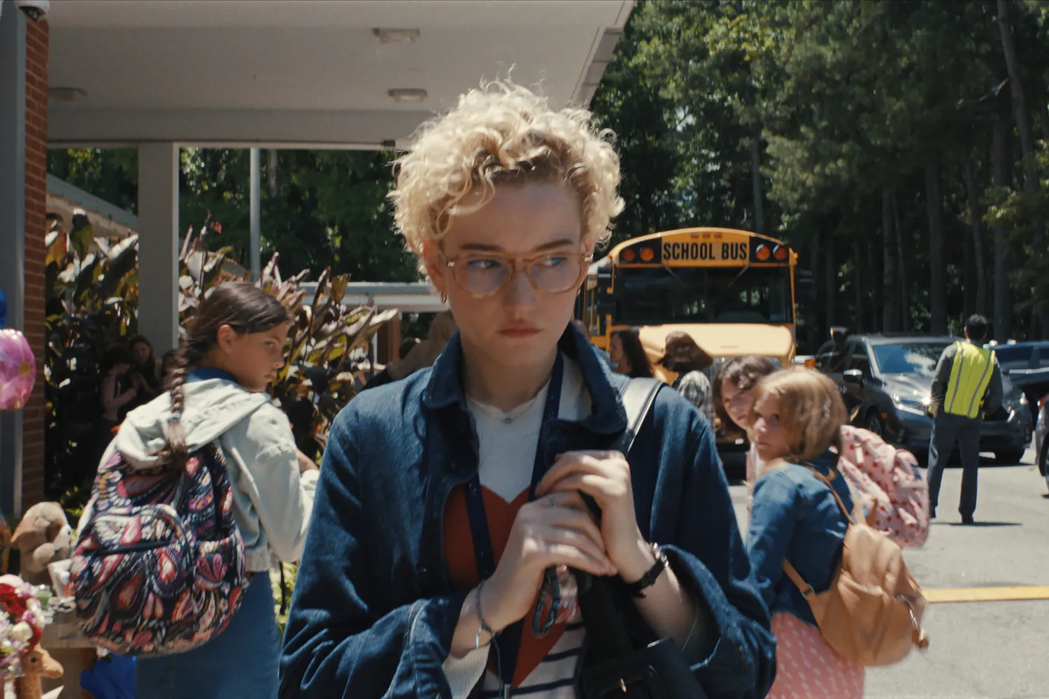 Julia Garner as teacher Justine Gandy in Weapons (2025)